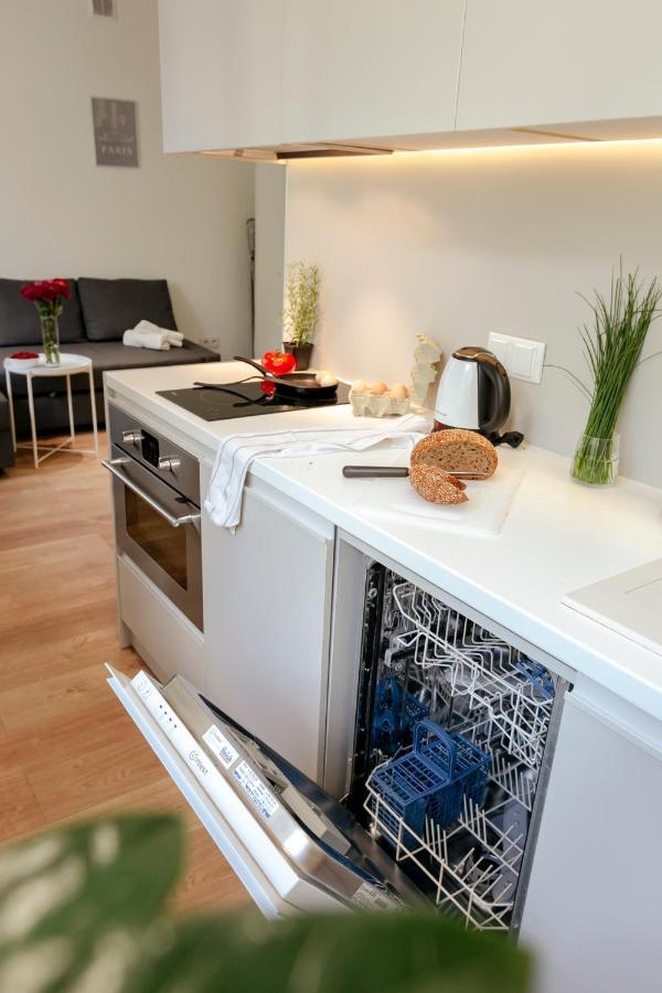 Jana Pawla II 36 - Bezplatny Podziemny Garaz - Free Parking - W Pelni Wyposazone Studio - Better Rental وارسو المظهر الخارجي الصورة