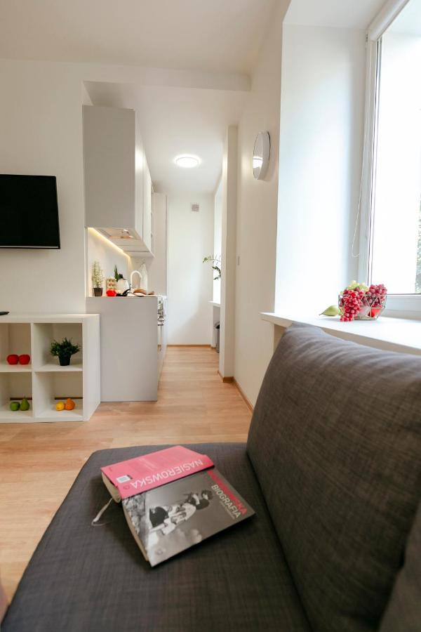 Jana Pawla II 36 - Bezplatny Podziemny Garaz - Free Parking - W Pelni Wyposazone Studio - Better Rental وارسو المظهر الخارجي الصورة
